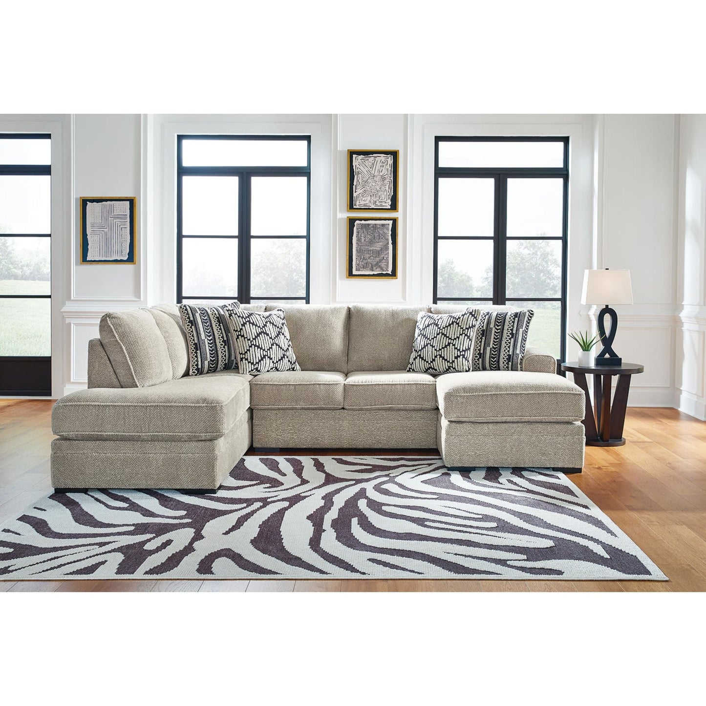 Calnita 2 Piece Sectional with Chaise