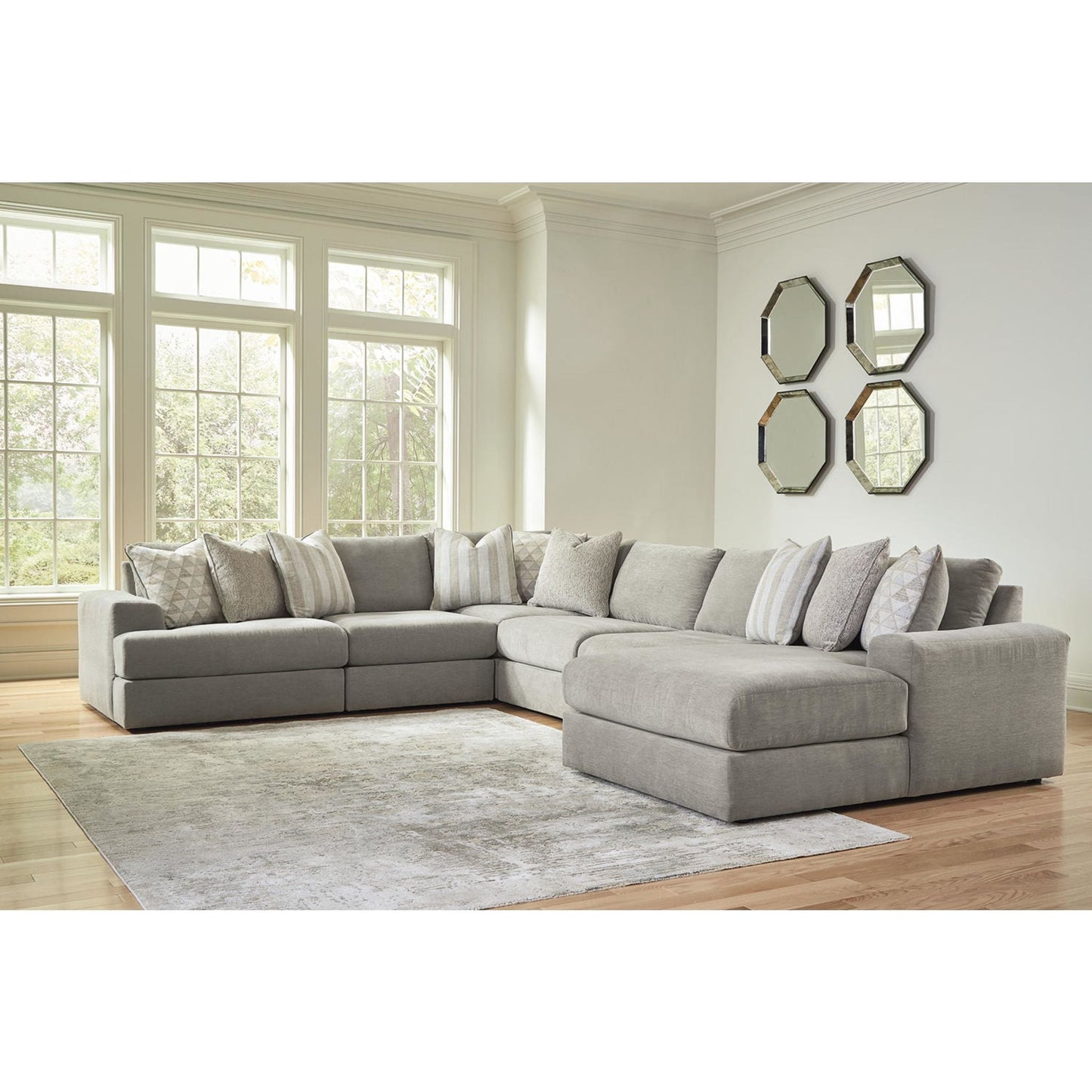 Avaliyah 6 Piece Modular Sectional with Chaise