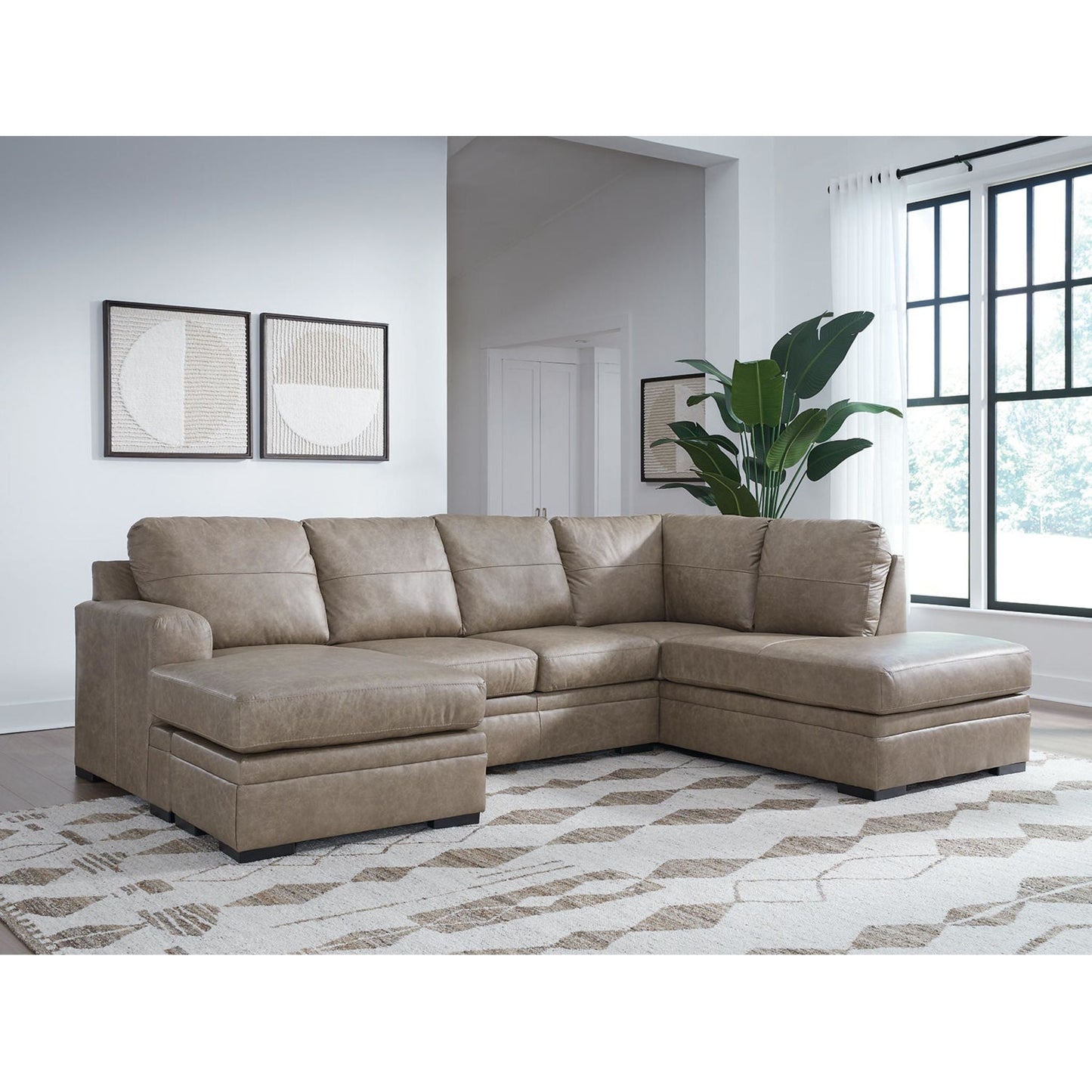 Amuleto 2 Piece Sectional with Chaise