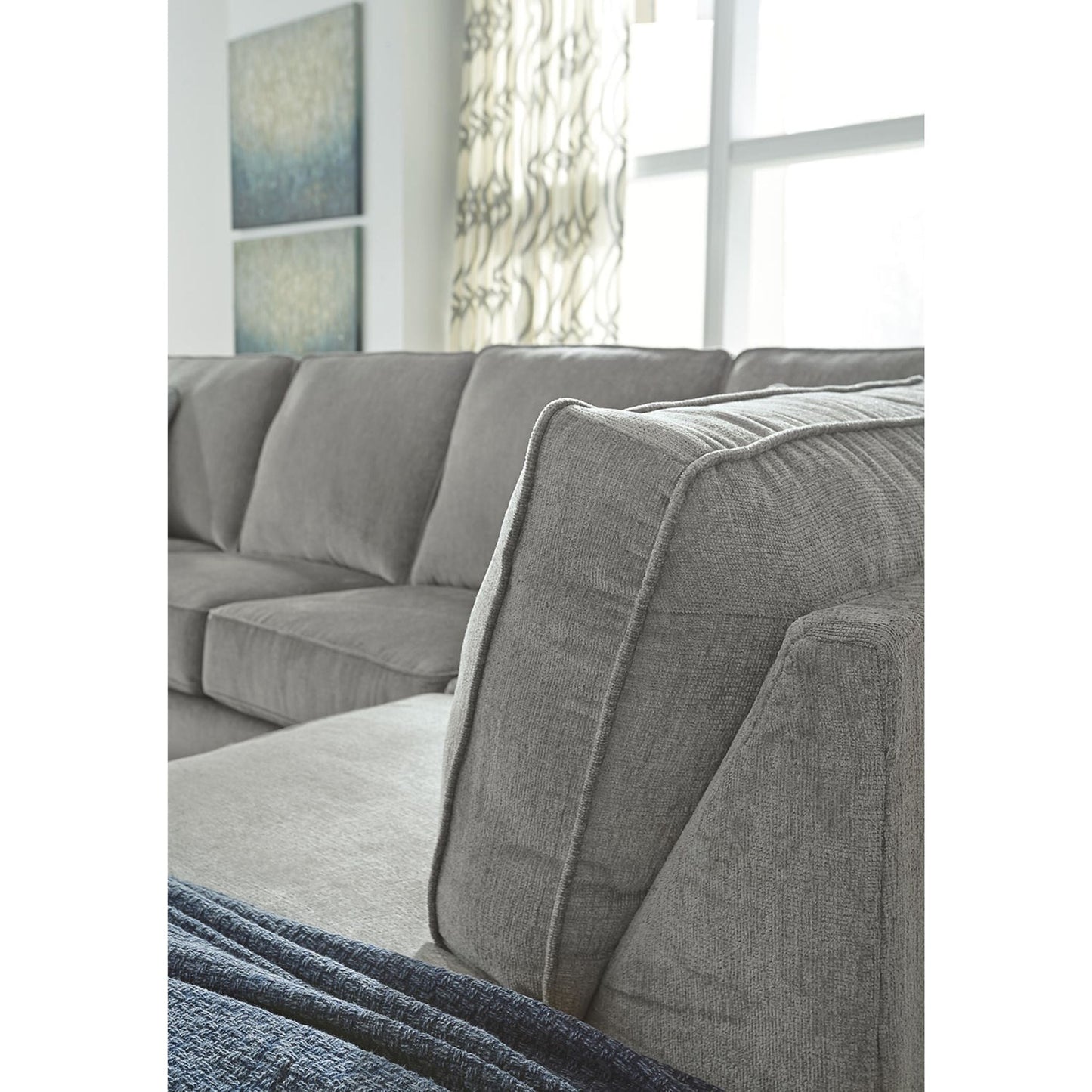 Altari 2 Piece Sectional with Chaise